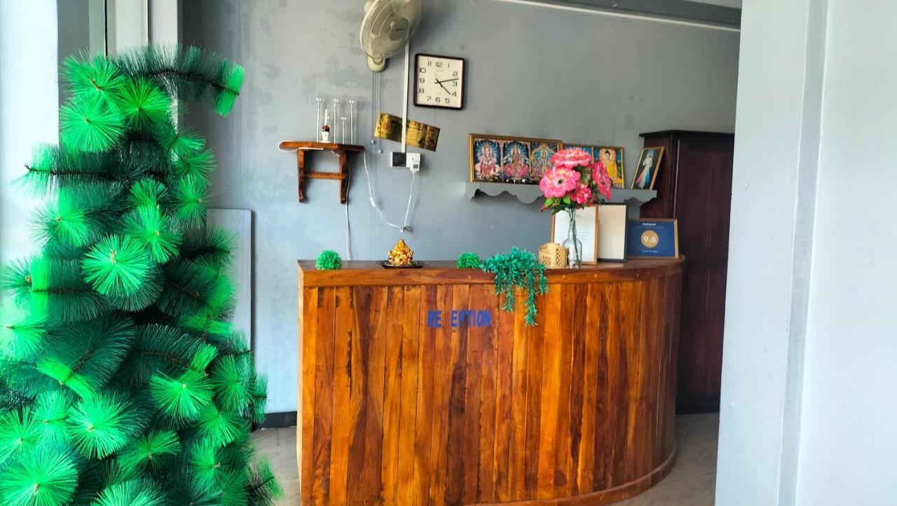 Hotel Sun Blue Uppuveli Exterior foto